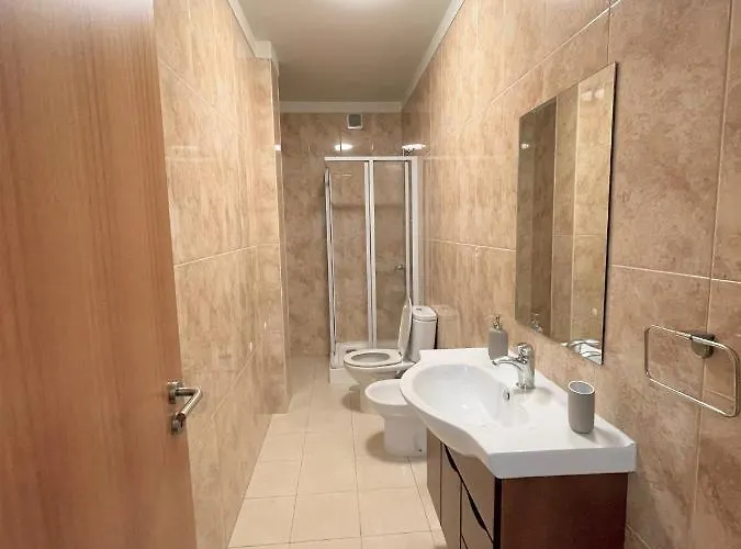 The Of Minho-campus Gualtar 2 * בראגה