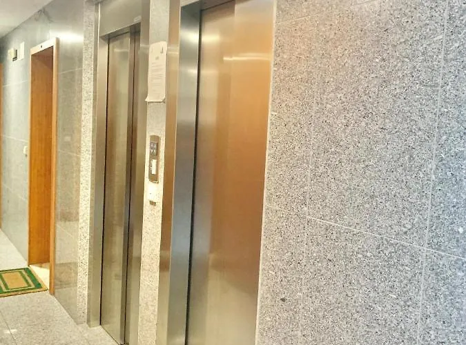 The Of Minho-campus Gualtar 2 * בראגה