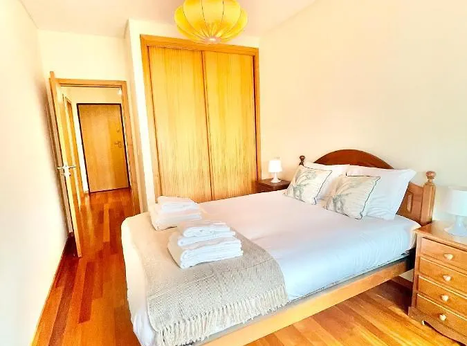 The Of Minho-campus Gualtar 2 * בראגה